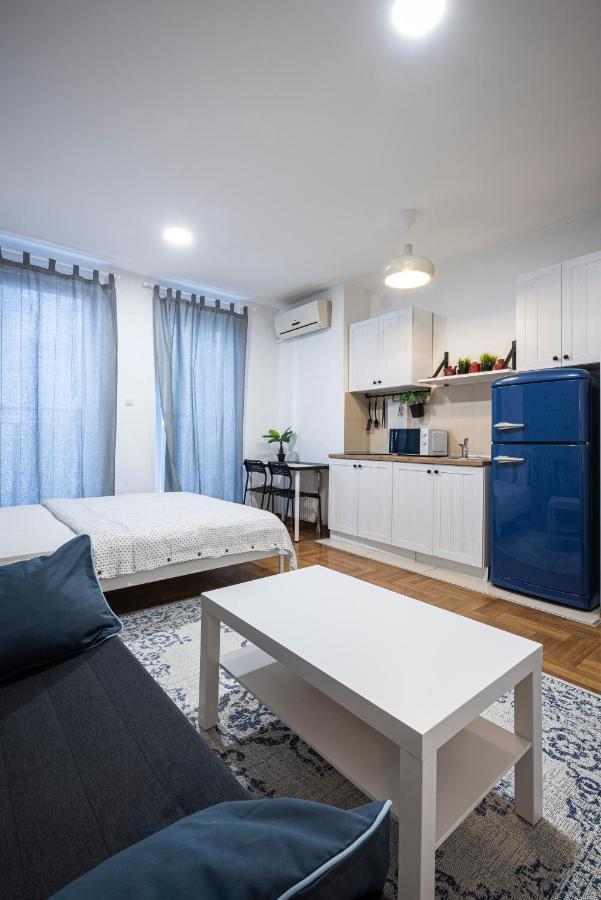Apartment !promo! сentral Safe N Sound Studio-free Private Parking-fast Wi-fi *