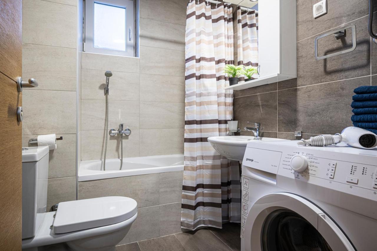 !promo! сentral Safe N Sound Studio-free Private Parking-fast Wi-fi Apartment Novi Sad